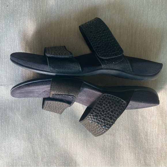 VIONIC Sz 8 Rest Samoa Studded Velcro Closure Adjustable Orthotic Insole Sandals - Picture 10 of 13